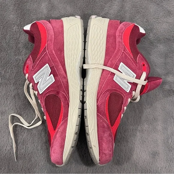 New balance sneakers Men size 11 brand new - Picture 3 of 4